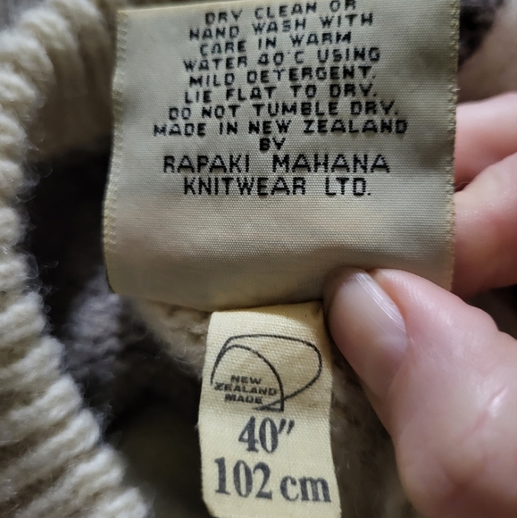 Vintage Rapaki Mahana Wool Sweater Hand crafted Knitwear from New Zealand - Picture 4 of 4